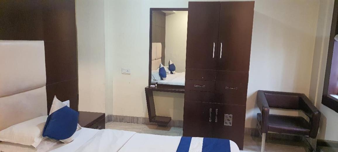Hotel Presidency Inn كولكاتا المظهر الخارجي الصورة